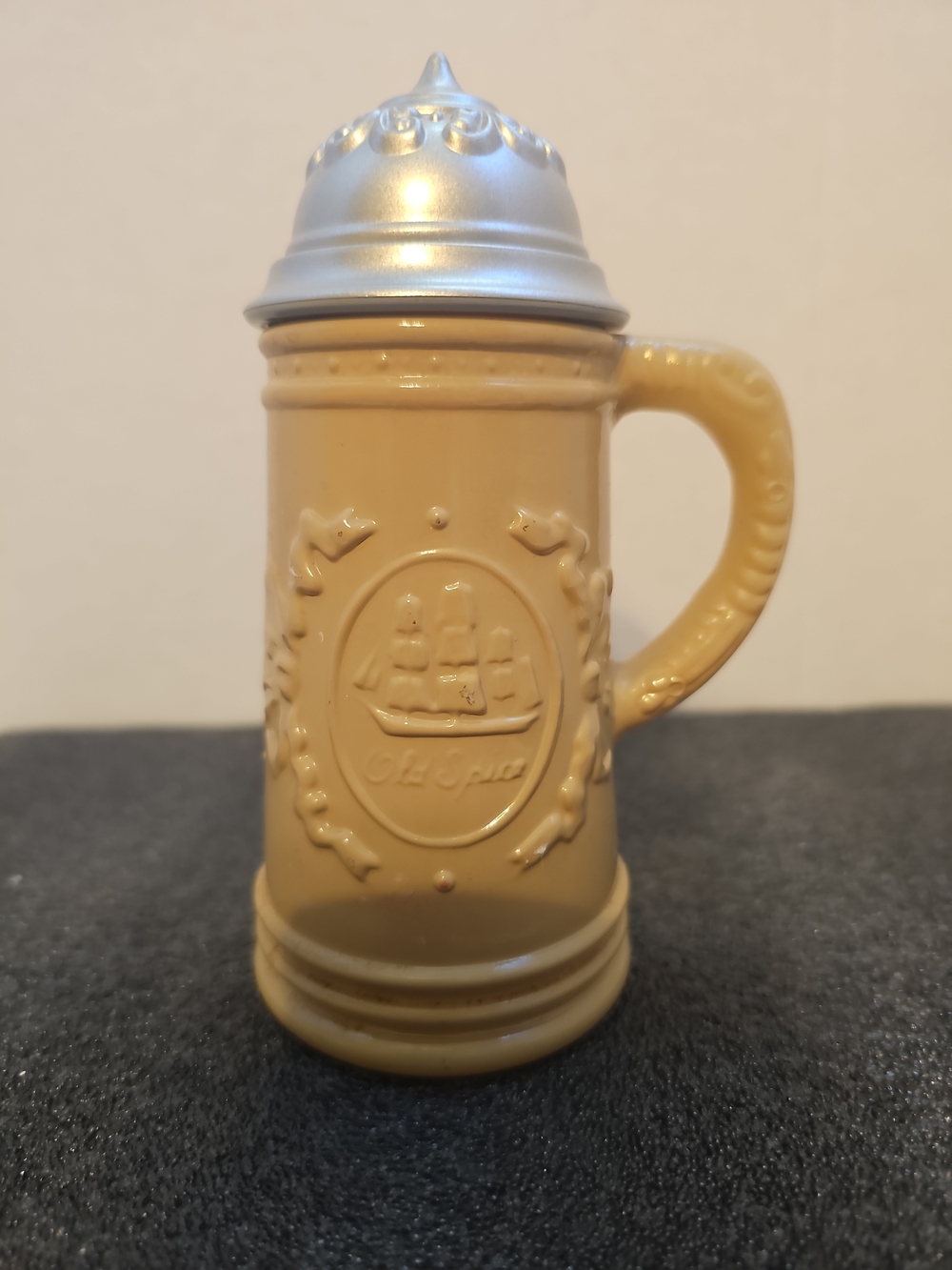 Vintage 6" OLD SPICE Tankard Decanter Stein 6 oz After Shave Bottle ( empty)